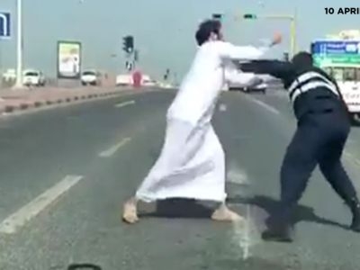 Cop-gets-beaten-up-by-citizen-under-the-influence-of-drugs-in-kuwait
