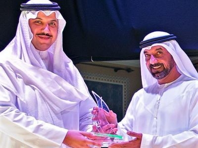 Sheikh-mubarak-abdullah-wins-arabian-hotel-investment-conference-industry-pioneering-award-2017
