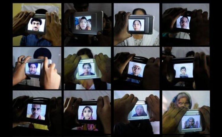 Kuwaitliving aadhaar-are-a-billion-identities-at-risk-on-indias-biometric-database