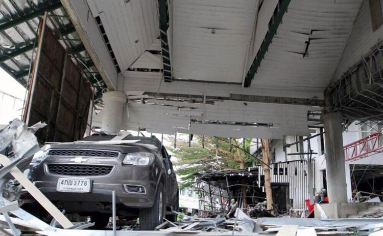 Double-explosion-in-pattani-thailands-tourist-attraction-multiple-injured-kuwaitliving-3